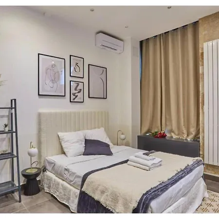 Apartment Center Of Montmartre By Prestige Paris
